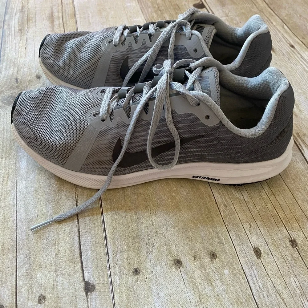 Nike Downshifter 8 Tennis Shoes